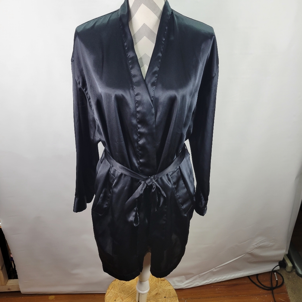 Victoria Secret Black Satin Robe Size 0/S Tie Front
